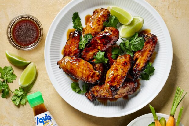 Fish Sauce Glazed Chicken Wings